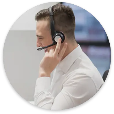 Customer support team for car insurance quotes