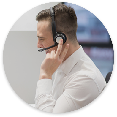 Customer support team for car insurance quotes